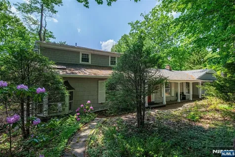 174 Pines Lake Drive Wayne NJ 07470