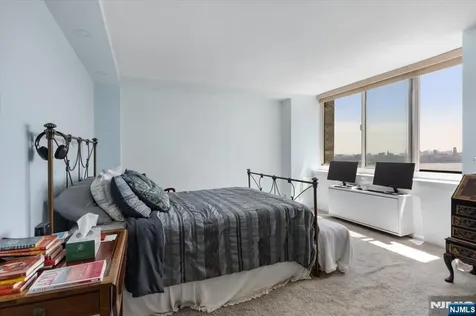 200 Old Palisade Road Fort Lee NJ 07024
