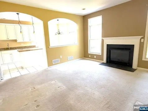 5 Magnolia Lane Cedar Grove NJ 07009