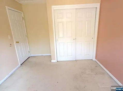 5 Magnolia Lane Cedar Grove NJ 07009