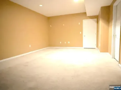 5 Magnolia Lane Cedar Grove NJ 07009