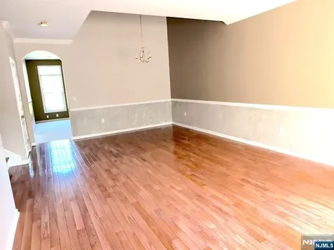 5 Magnolia Lane Cedar Grove NJ 07009