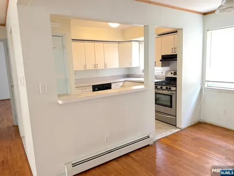 4 Lakeview Leonia NJ 07605