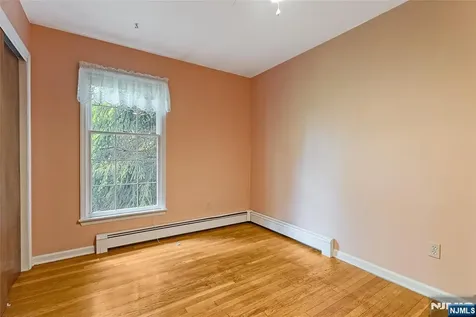 12 Dogwood Drive Chester Township NJ 07930
