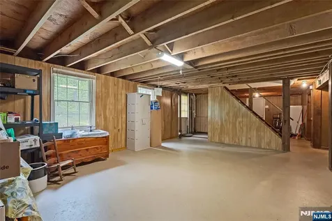 12 Dogwood Drive Chester Township NJ 07930