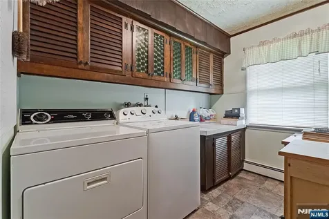 12 Dogwood Drive Chester Township NJ 07930