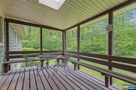 12 Dogwood Drive Chester Township NJ 07930