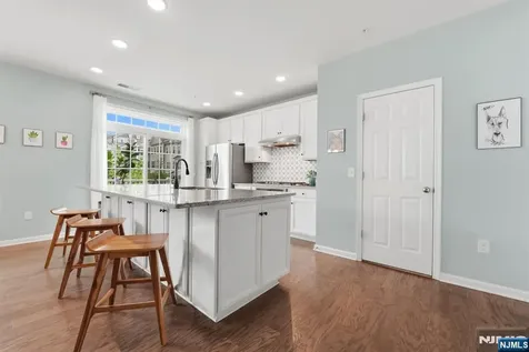 130 Wesmont Drive Wood Ridge NJ 07075