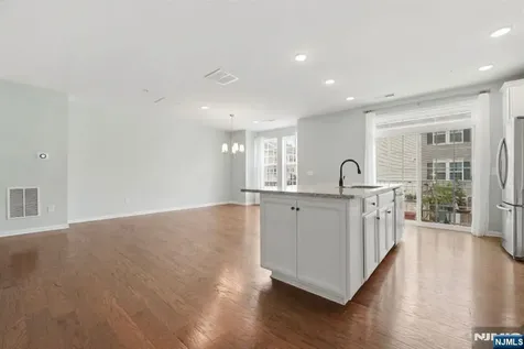 130 Wesmont Drive Wood Ridge NJ 07075