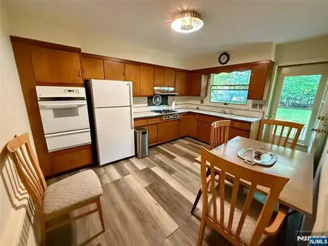 1 Winada Place River Vale NJ 07675