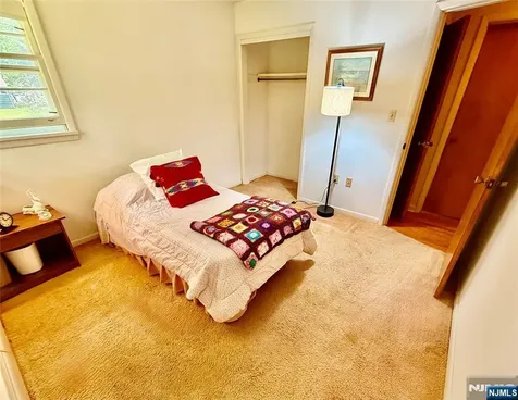 1 Winada Place River Vale NJ 07675