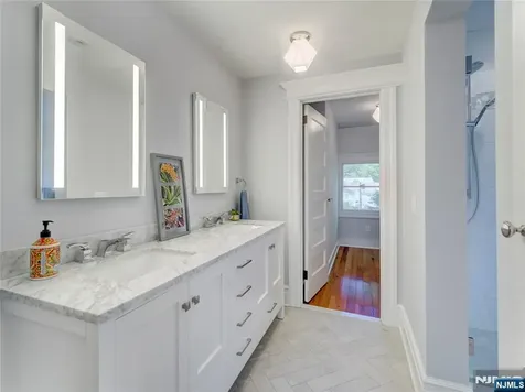 521 Belleville Avenue Glen Ridge NJ 07028