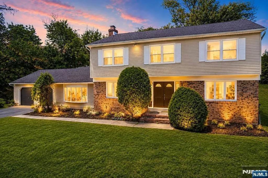 203 Mountain Avenue Hawthorne NJ 07506