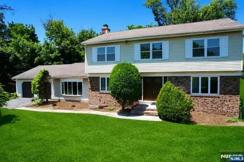 203 Mountain Avenue Hawthorne NJ 07506