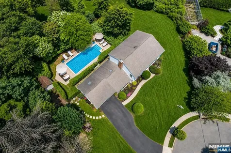 203 Mountain Avenue Hawthorne NJ 07506