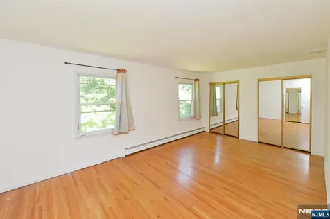 203 Mountain Avenue Hawthorne NJ 07506