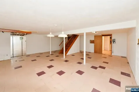 203 Mountain Avenue Hawthorne NJ 07506