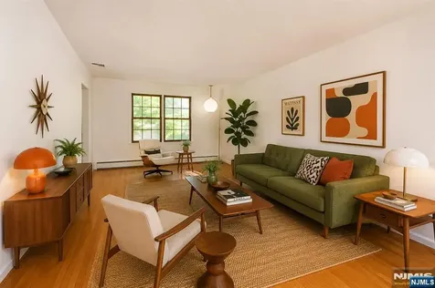 203 Mountain Avenue Hawthorne NJ 07506