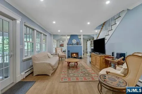 283 Summit Street Norwood NJ 07648
