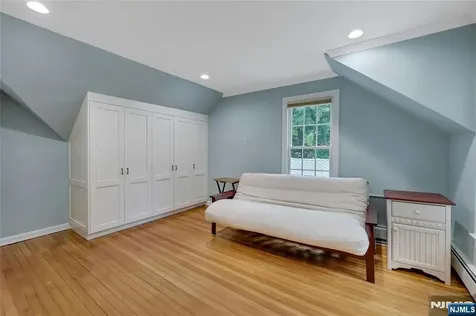 283 Summit Street Norwood NJ 07648