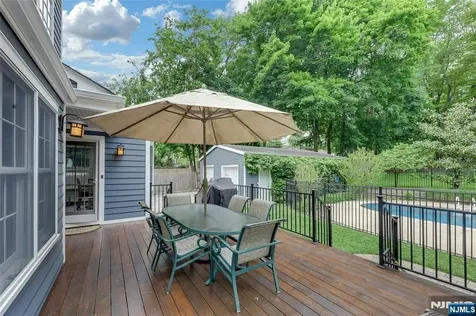 283 Summit Street Norwood NJ 07648