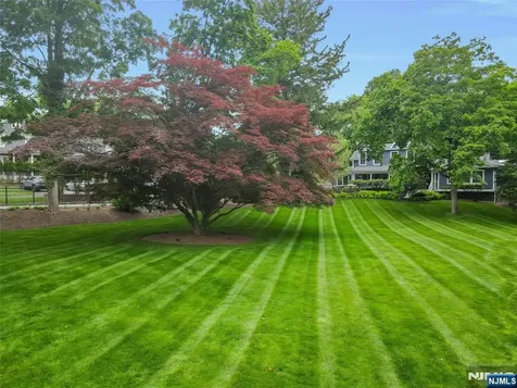 283 Summit Street Norwood NJ 07648