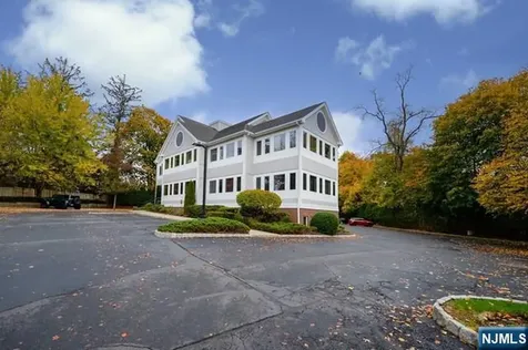 600 Godwin Avenue Midland Park NJ 07432