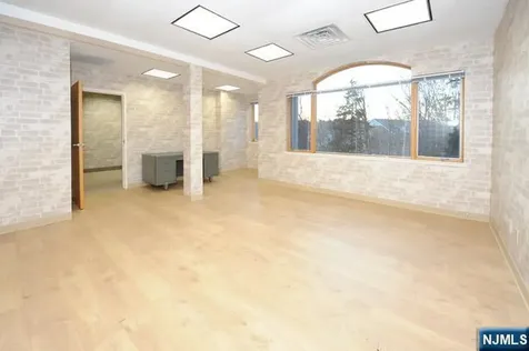 600 Godwin Avenue Midland Park NJ 07432