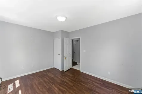80 Melrose Avenue Irvington NJ 07111