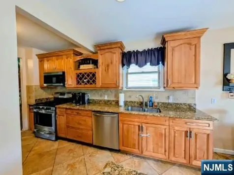 121 Highland Place Ridgefield Park NJ 07660