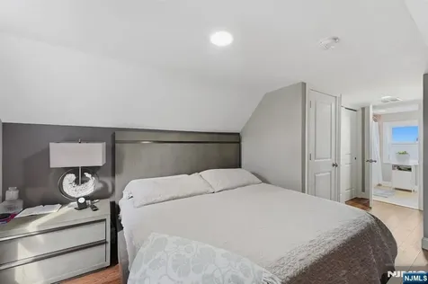 32 Willard Street Garfield NJ 07026