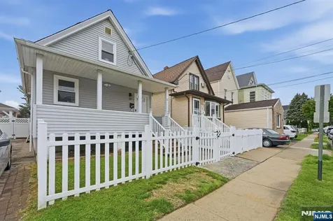 32 Willard Street Garfield NJ 07026