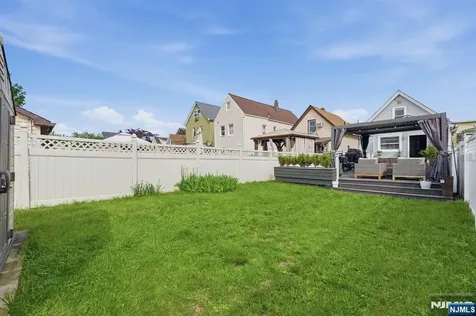 32 Willard Street Garfield NJ 07026