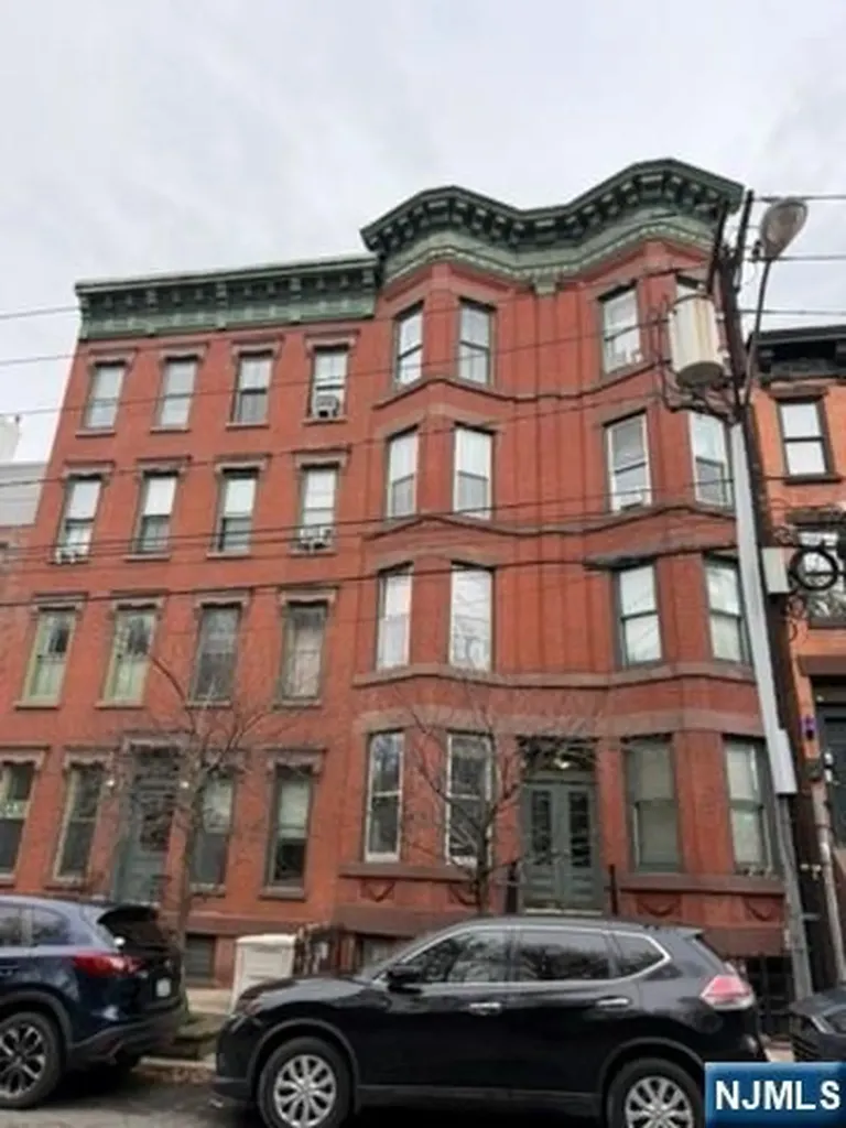 234 6th Street Jersey City NJ 07302