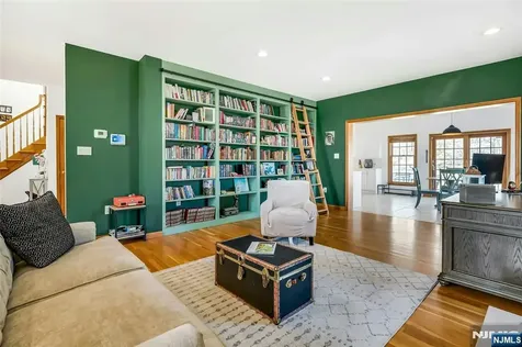 40 Horseneck Road Montville Township NJ 07045