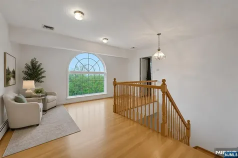 40 Horseneck Road Montville Township NJ 07045