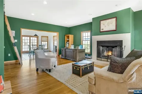 40 Horseneck Road Montville Township NJ 07045