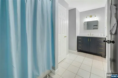 40 Horseneck Road Montville Township NJ 07045