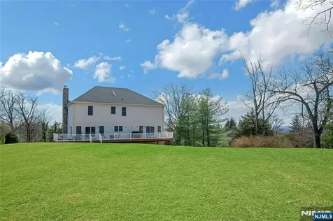 40 Horseneck Road Montville Township NJ 07045