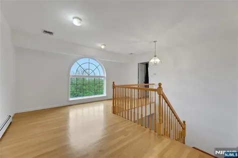 40 Horseneck Road Montville Township NJ 07045