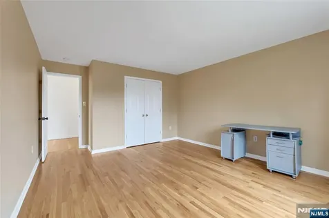 40 Horseneck Road Montville Township NJ 07045
