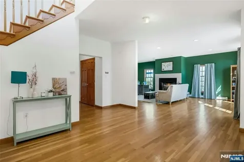 40 Horseneck Road Montville Township NJ 07045