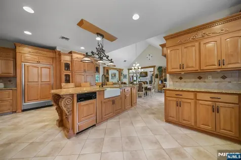 273 Glen Road Woodcliff Lake NJ 07677