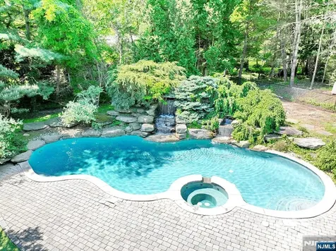 273 Glen Road Woodcliff Lake NJ 07677