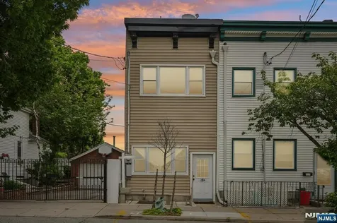 90A Hackensack Plank Road Weehawken NJ 07086