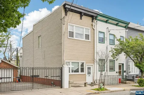 90A Hackensack Plank Road Weehawken NJ 07086