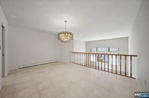31 Berkeley Court Twp Of Washington NJ 07676