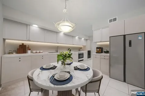 31 Berkeley Court Twp Of Washington NJ 07676