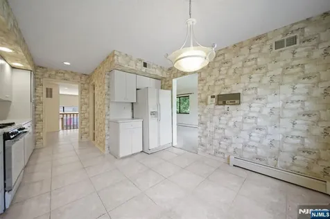 31 Berkeley Court Twp Of Washington NJ 07676
