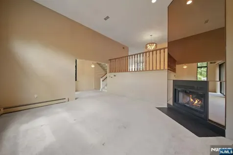 31 Berkeley Court Twp Of Washington NJ 07676